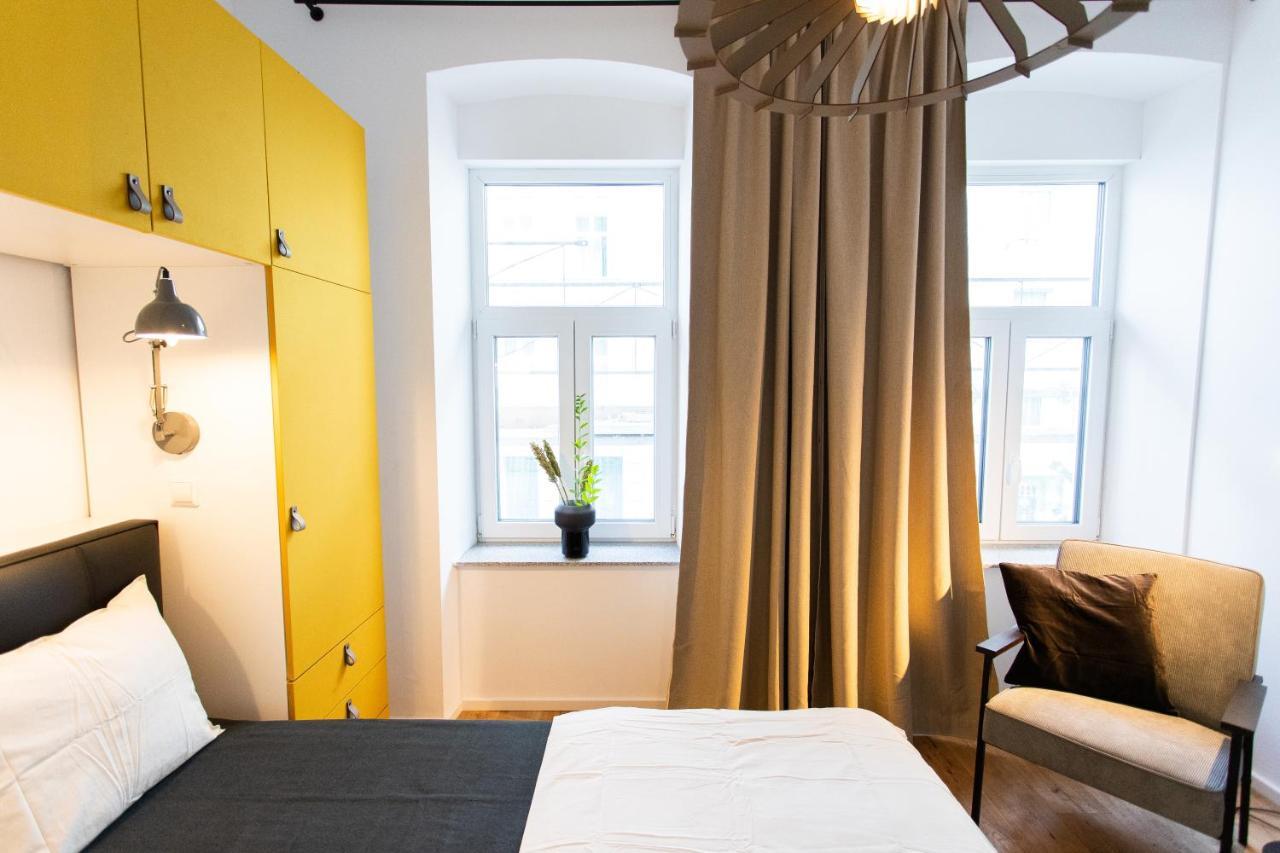 Stilvolle Wohnung mit ruhig gelegenem Balkon Wien Exterior foto